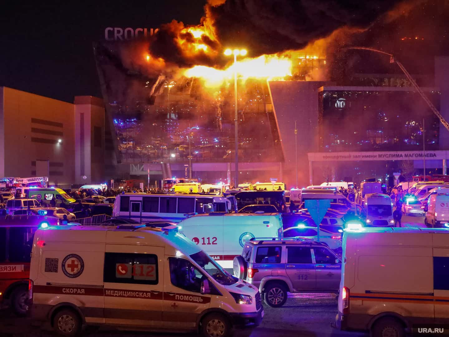 В таджикских диаспорах рекомендовали гражданам Таджикистана не выходить из дома по вечерам — Baza