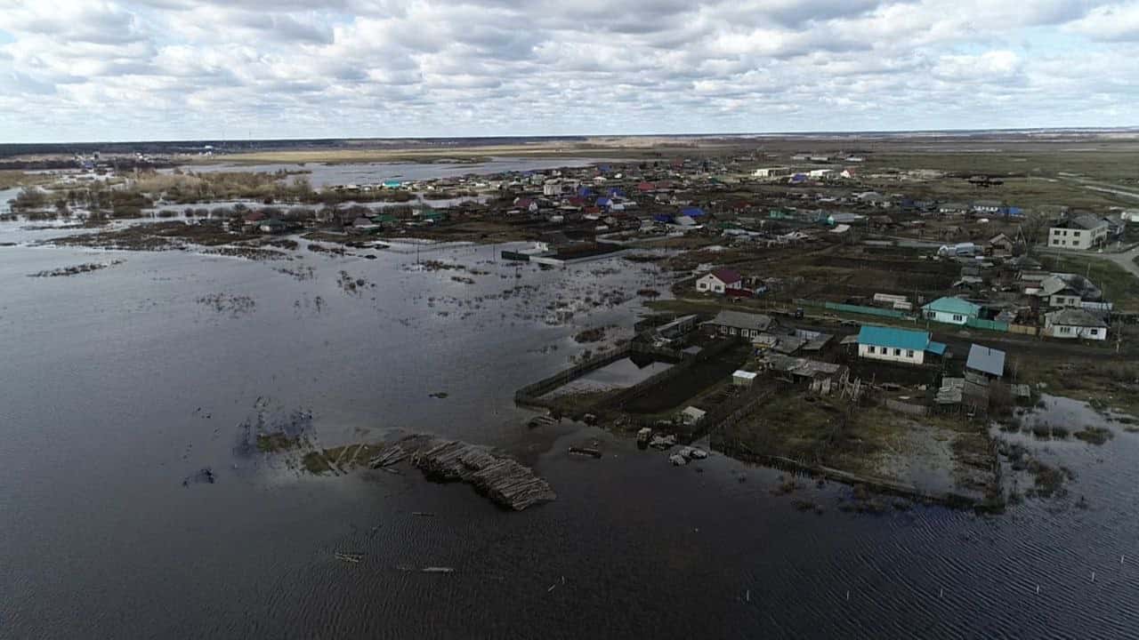 Уровень воды в реке Тобол у Кургана за сутки поднялся почти на метр и продолжает расти