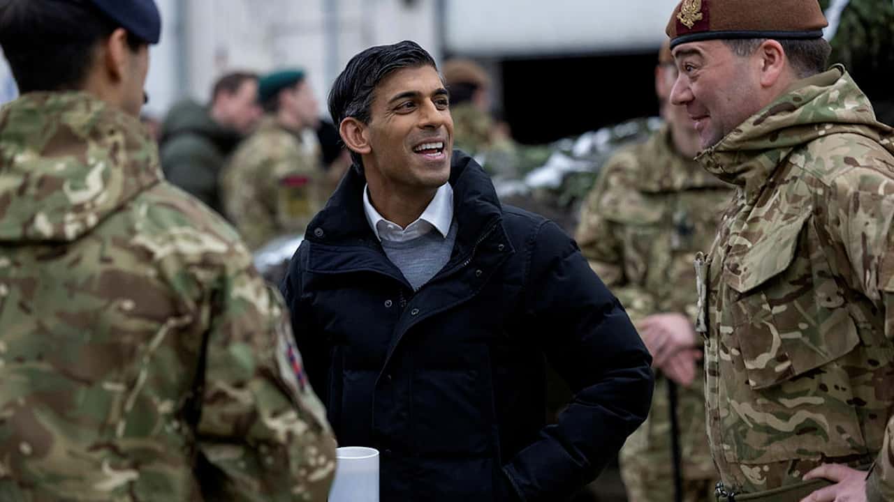 Британский премьер Риши Сунак пообещал вернуть службу по призыву, если Консервативная партия победит на предстоящих выборах