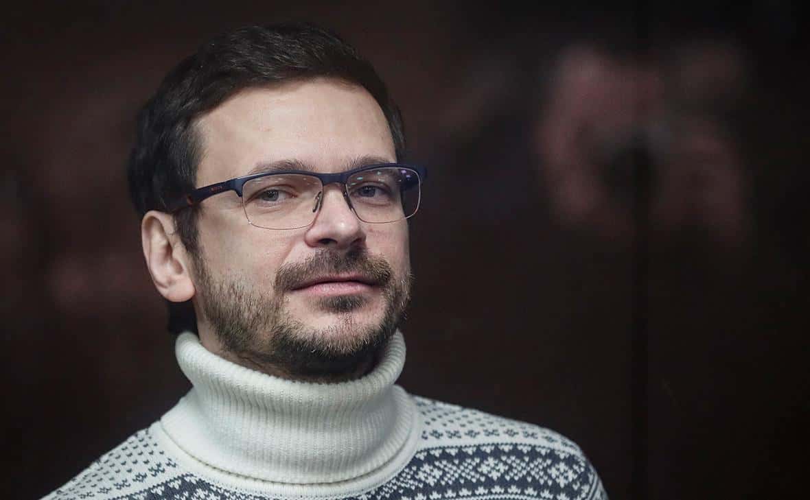 Илью Яшина перевели в ПКТ