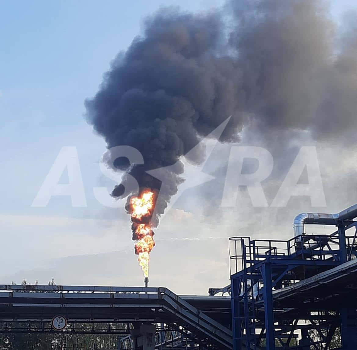 Украинские беспилотники атаковали НПЗ в Москве и ГРЭС в Тверской области