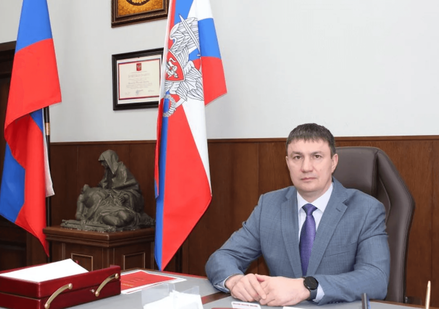 Арестован руководитель военного кладбища «Пантеон защитников отечества». Его обвиняют в получении взятки за подряды на памятники