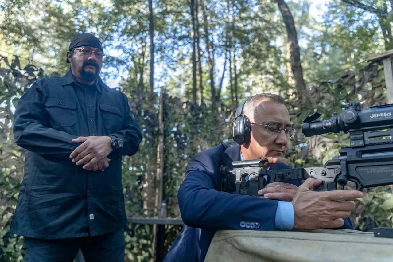 Власти Калужской области будут штрафовать жителей за съемку украинских дронов и доплатят тем, кто поедет воевать в Украину