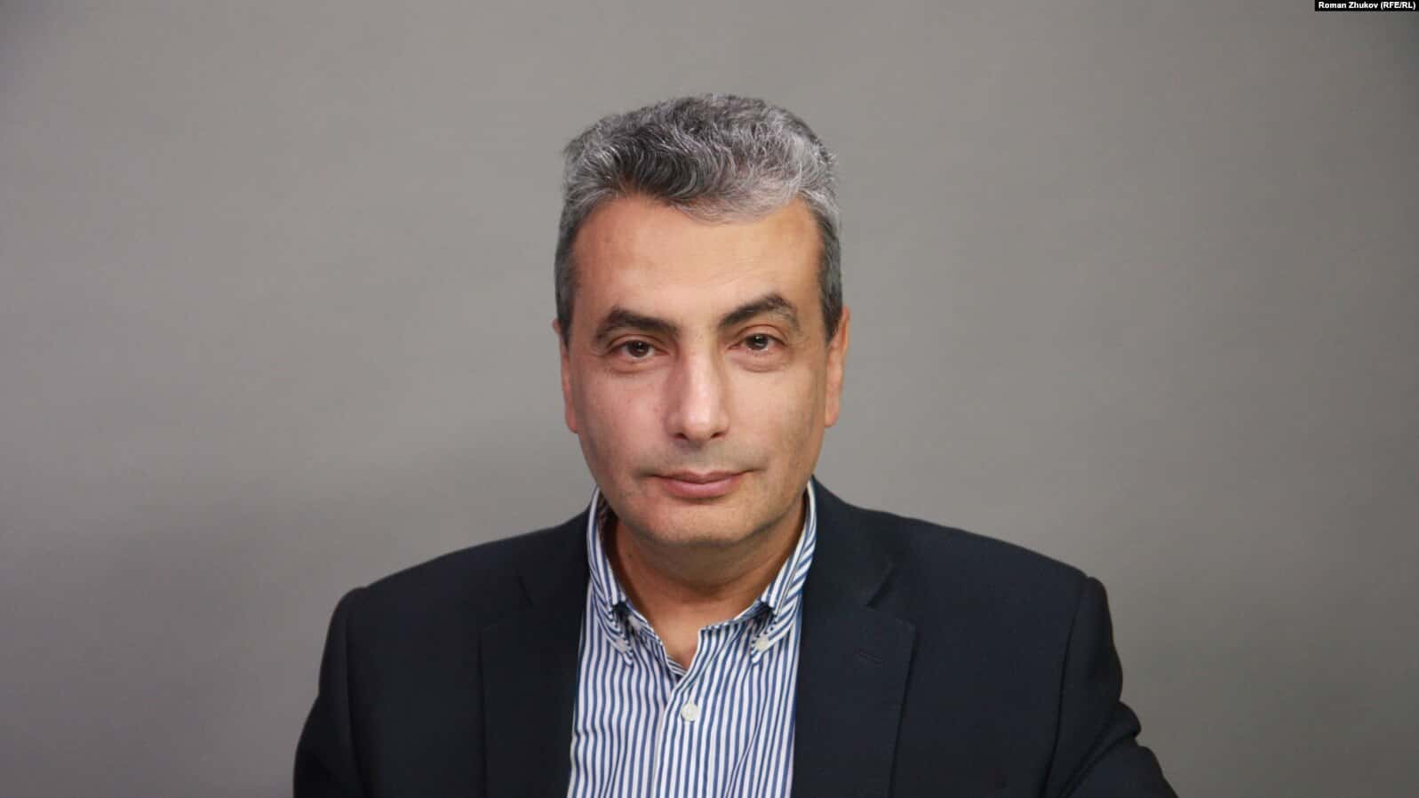 В офисе партии «Яблоко» в Пскове проходит обыск по делу о нарушении закона об «иноагентах» против Льва Шлосберга 