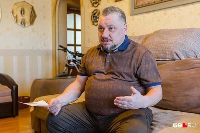 Пермский священник, осужденный по делу о краже, подписал контракт на войну после двух недель в ШИЗО