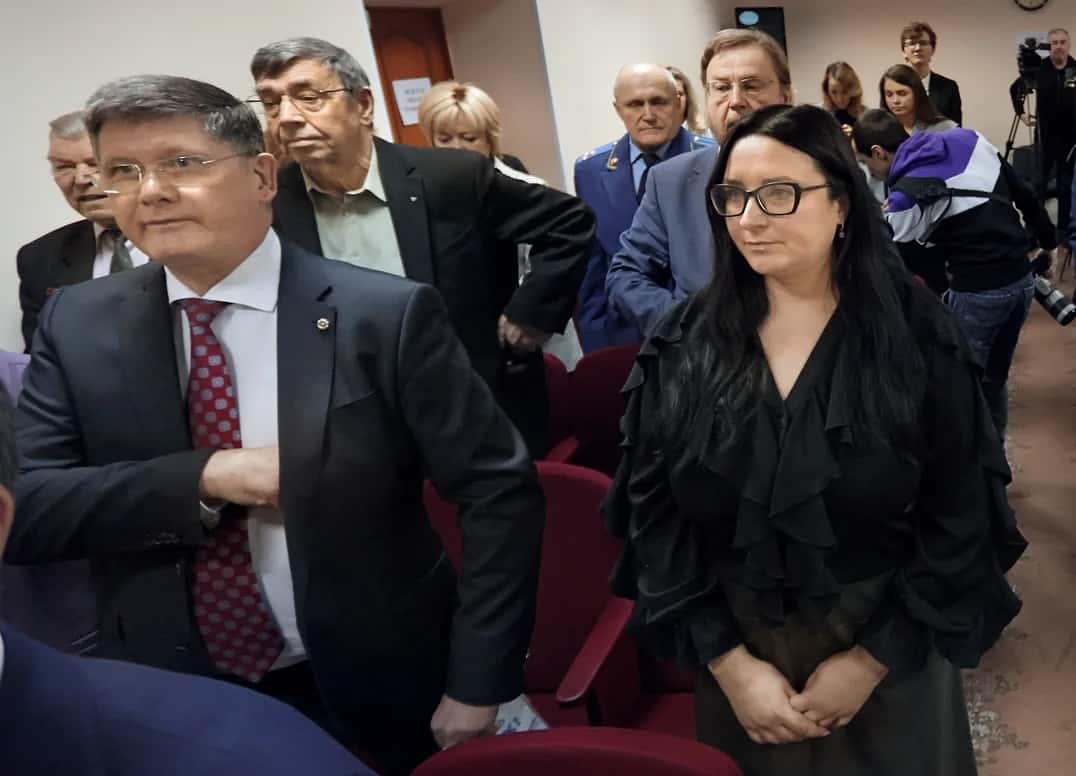 Депутаты думы уральского города Берëзовского выбрали новым мэром жену водителя предыдущего, несмотря на ее сопротивление