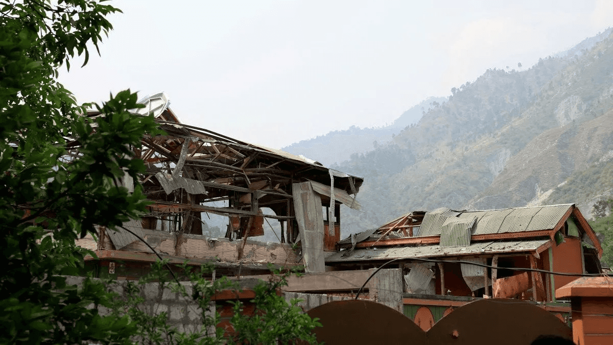 Пакистан пообещал ответить Индии за удары по своей территории. В чем причина конфликта и возможна ли дальнейшая эскалация?