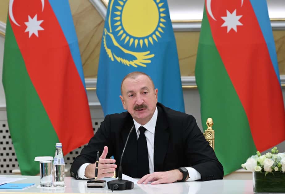 Азербайджан объявил о снятии ограничений на транзит грузов в Армению. Ереван приветствовал это решение