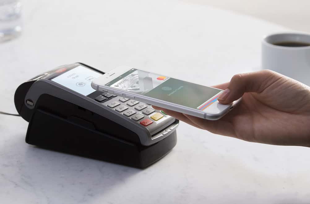 РБК: Платежи через Apple Pay и Google Pay готовятся перенести в Россию