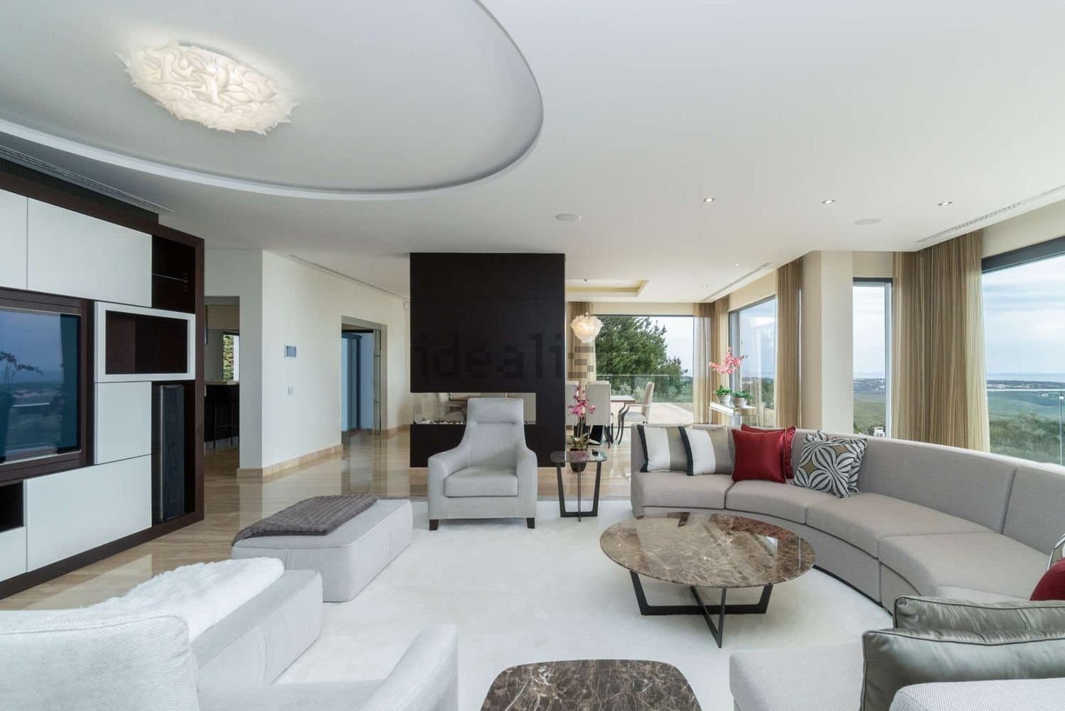 Изображение из галереи