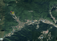 Контур участка взят с кадастровой карты России и перенесен на соответствующий участок Google-карт