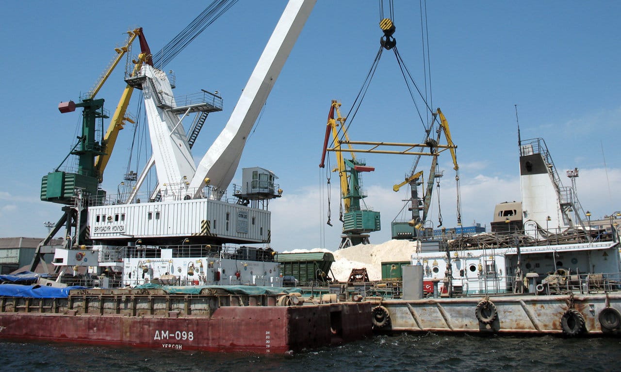 Херсонский порт заработал — «временная администрация» области