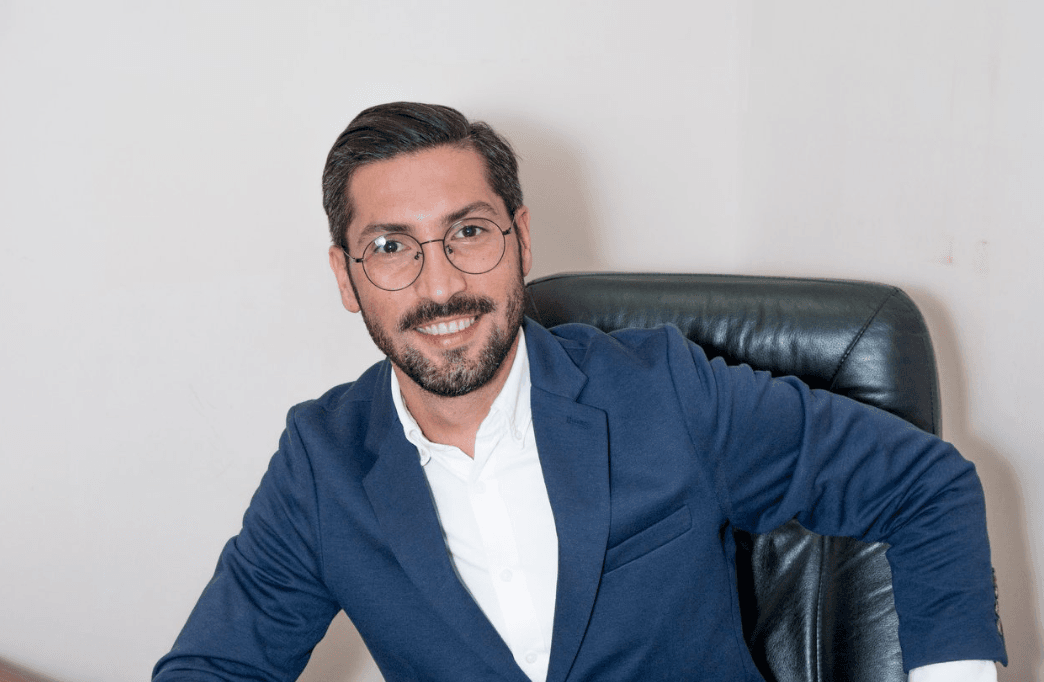 Активист из Адыгеи Касе Кик покинул Россию после пыток силовиков из-за включенной на украинском языке песни — «Кавказский узел»