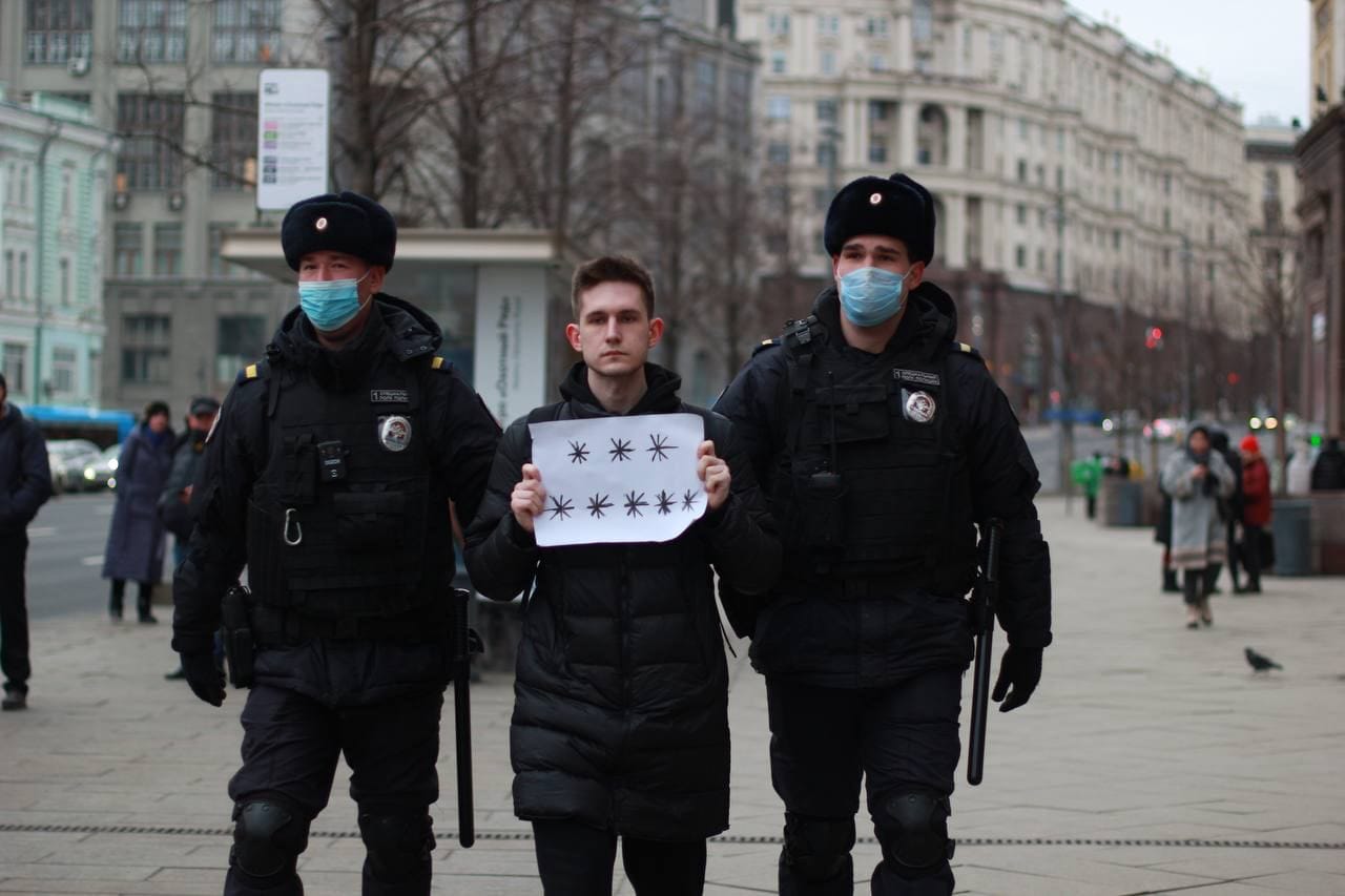 В России было составлено 3303 протокола о «дискредитации» армии — «Сетевые свободы»