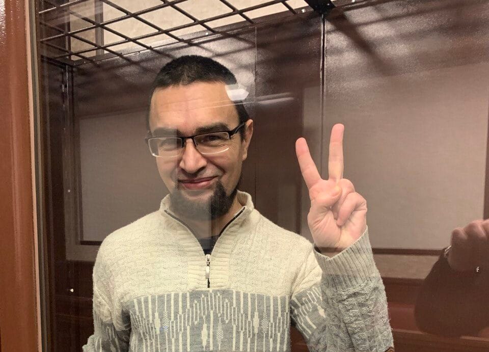 Прокуратура запросила 8,5 года заключения Игорю Паскарю, которого обвиняют в поджоге здания ФСБ