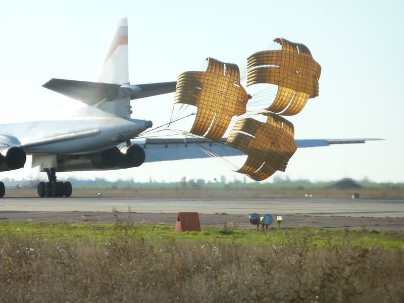 Посадка без тормозов. Как американцы арестовали российских контрабандистов авиазапчастей, пытавшихся обходить санкции