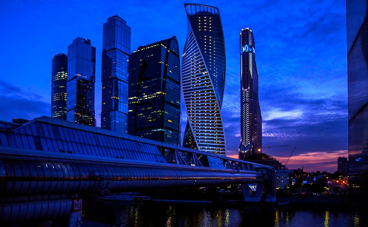 В офисах криптобирж и обменников в Москва-Сити проходят обыски, связанные с терактом в «Крокусе» — SHOT