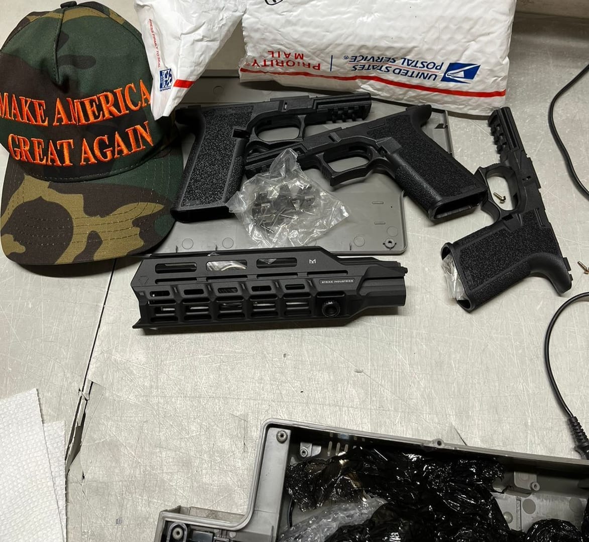 В Кыргызстане арестован член международной группировки, поставлявшей в Россию стрелковое оружие из США 