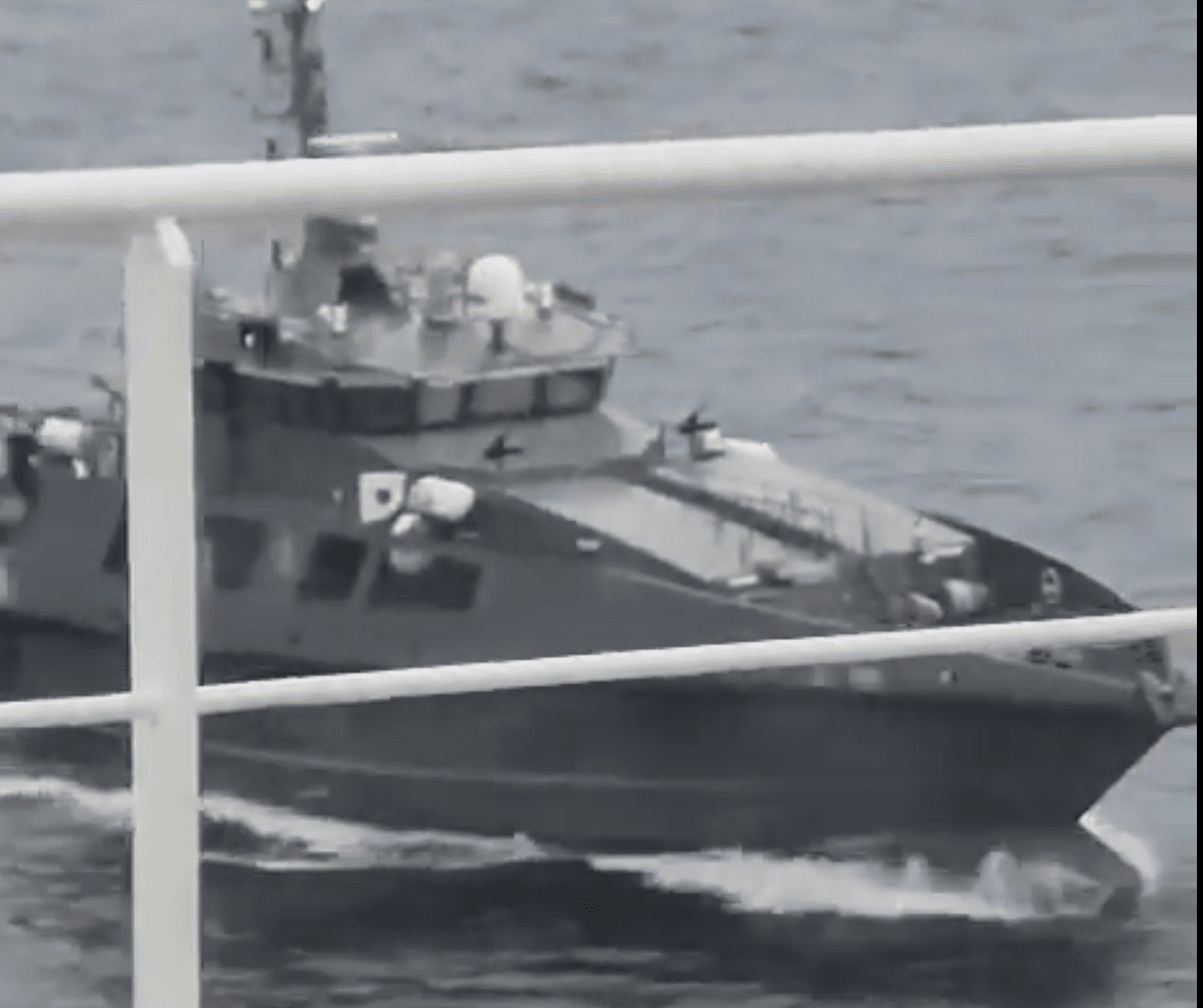 Эстония имела право остановить танкер теневого флота РФ Jaguar по международному законодательству, поскольку он шел без флага — эксперт