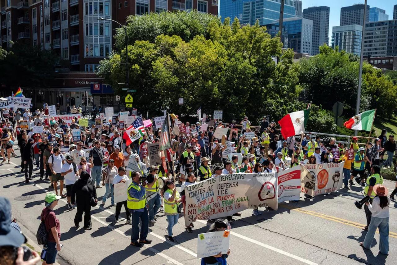 Штат Иллинойс и город Чикаго подали в суд на администрацию Трампа из-за незаконного решения направить туда силы Нацгвардии