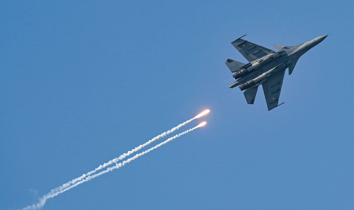 Два российских истребителя нарушили воздушное пространство Литвы, в ответ были подняты два испанских истребителя