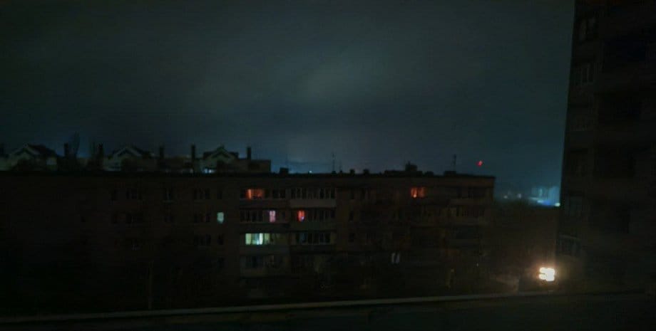 Власти Белгородской области признали, что регион не готов к масштабным блэкаутам. Ранее 500 тысяч человек остались без света из-за обстрела
