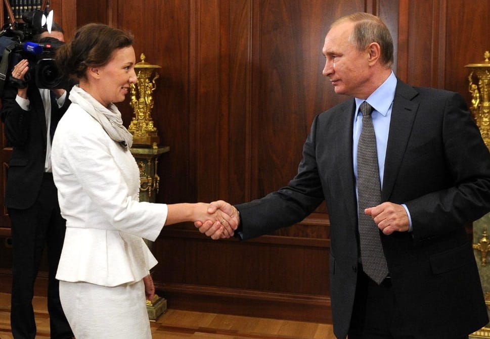 Попадья-омбудсмен Кузнецова о телегонии, памяти матки и абортах