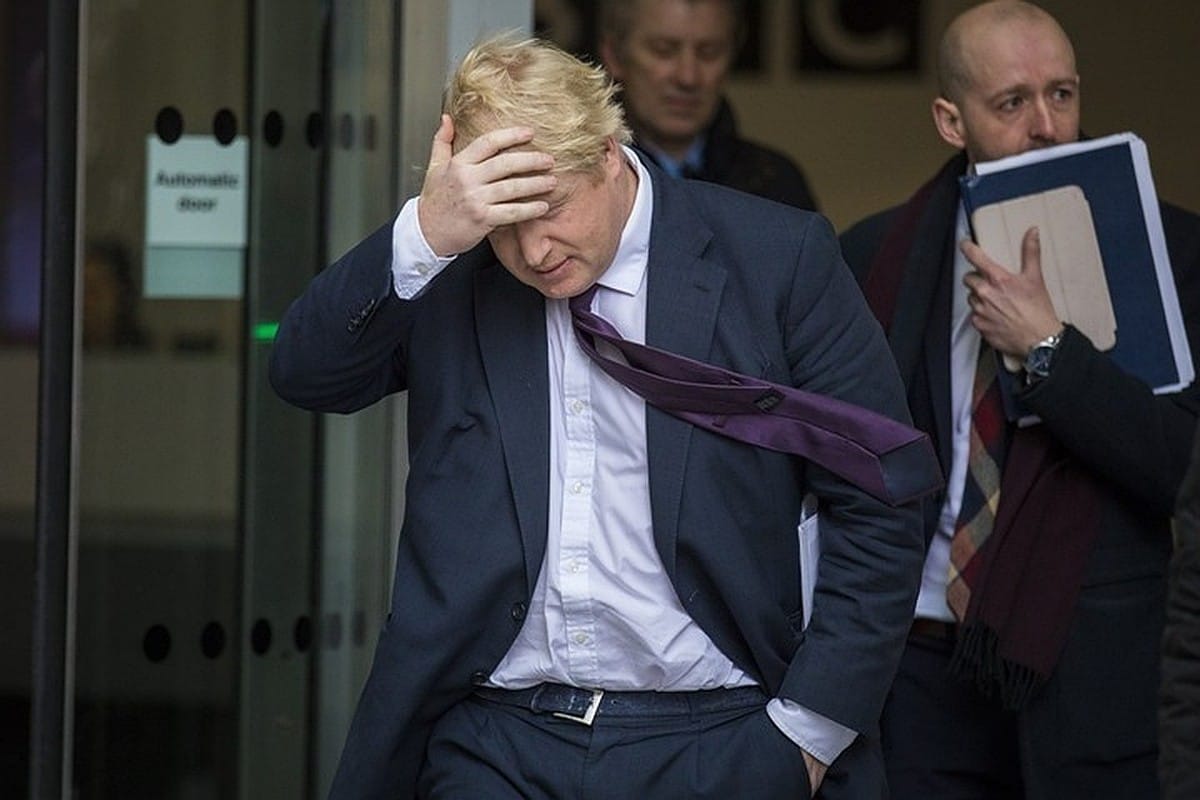 Корона в Британской империи. Джонсон прозевал эпидемию, вся надежда на английскую демократию