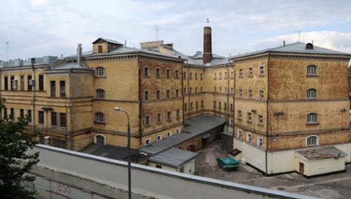 Арашукова и Абызова посадили в одну камеру в СИЗО