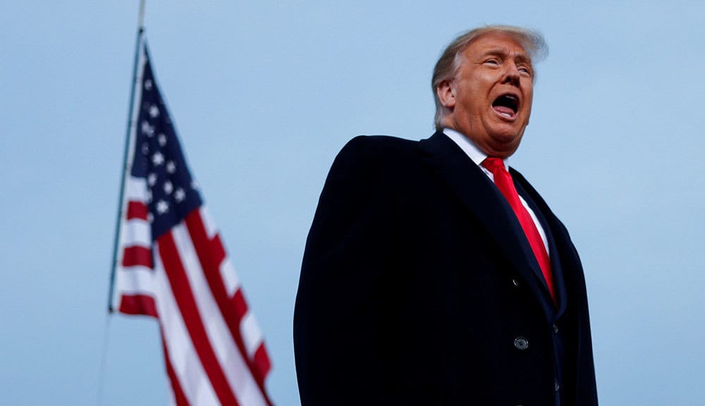 Трампа лечат от коронавируса препаратом для пациентов в тяжелом состоянии