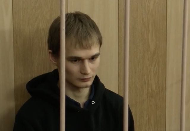 Более 2500 математиков требуют освободить аспиранта МГУ Азата Мифтахова