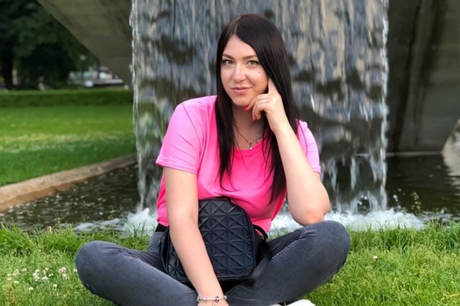 Полицейские заставили девушку извиниться на камеру  перед силовиками за ролики в TikTok после акции 23 января