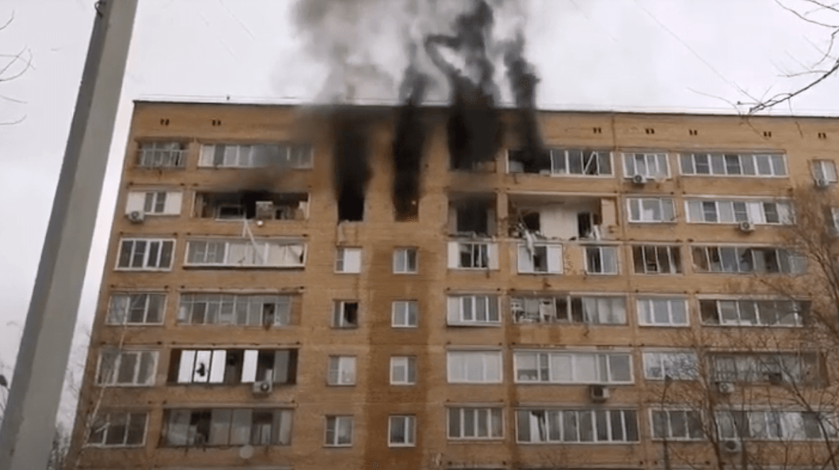 В Химках взорвался жилой дом. Как минимум один человек погиб, из-под завалов извлекли ребенка