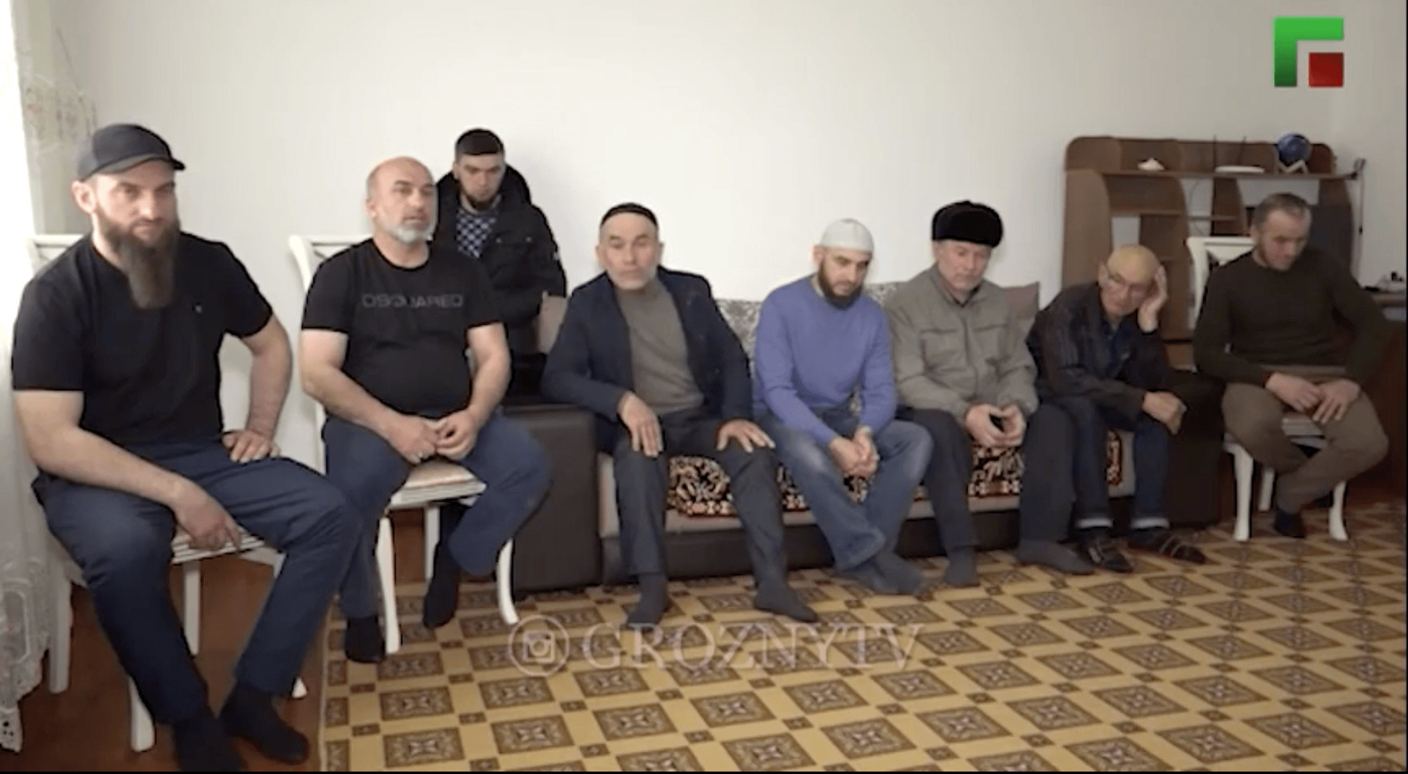 Телеканал «Грозный» опубликовал видео, в котором родственники задержанных чеченцев Магамадова и Исаева угрожают правозащитникам и СМИ