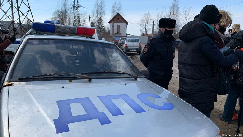 К главе «Альянса врачей» Анастасии Васильевой пришла комиссия ФСИН из-за опоздания домой после поездки к ИК-2 в Покрове