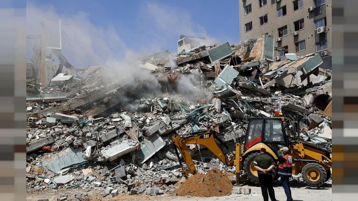 Израиль нанес авиаудары по объектам ХАМАС в секторе Газа впервые после режима прекращения огня