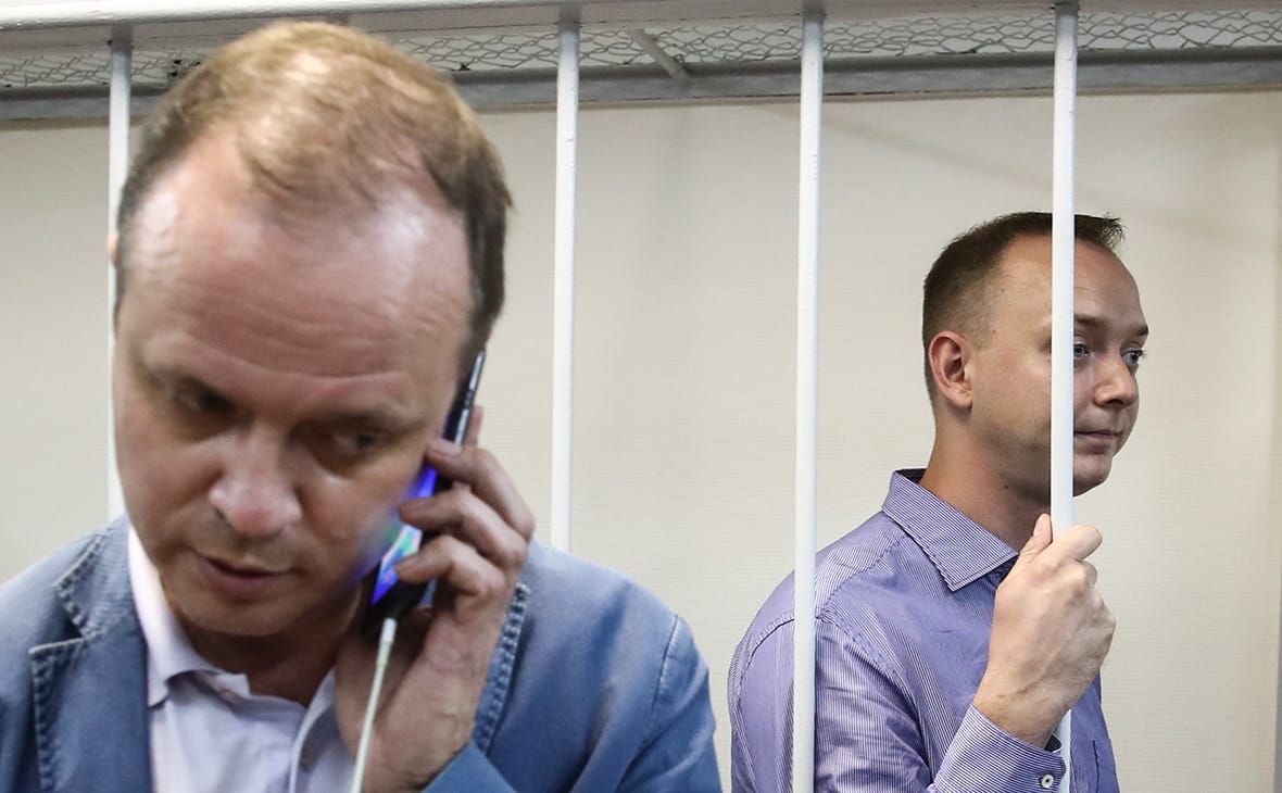 Ивана Сафронова допросили в качестве свидетеля по делу его адвоката Ивана Павлова и лишили права общаться с защитником