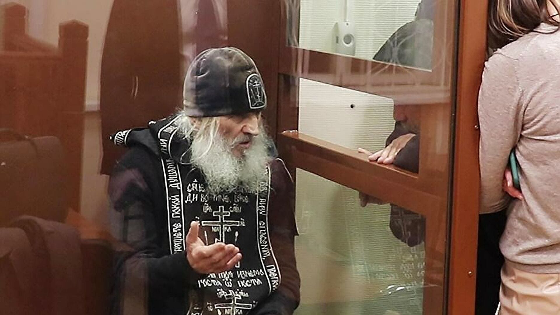 Бывшего схиигумена Сергия признали виновным в призывах к суициду, нарушении права на свободу вероисповедания и самоуправстве