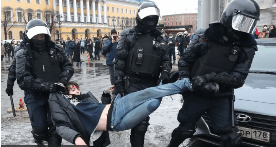 Российские НКО обратились в Совет Европы с докладом о свободе собраний в России