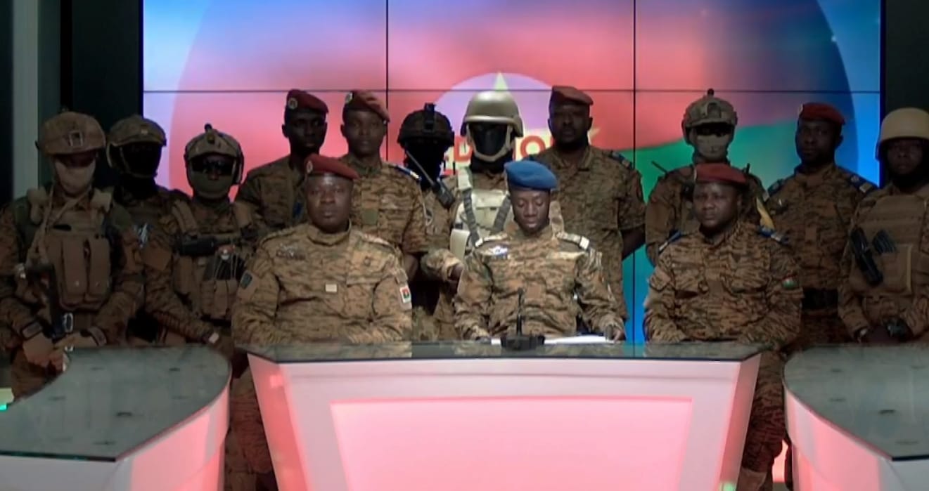 В Буркина-Фасо военные заявили о захвате власти и ввели комендантский час