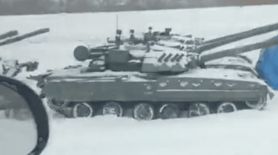 Российских десантников начали перебрасывать к границе с Украиной и в Беларусь — CIT