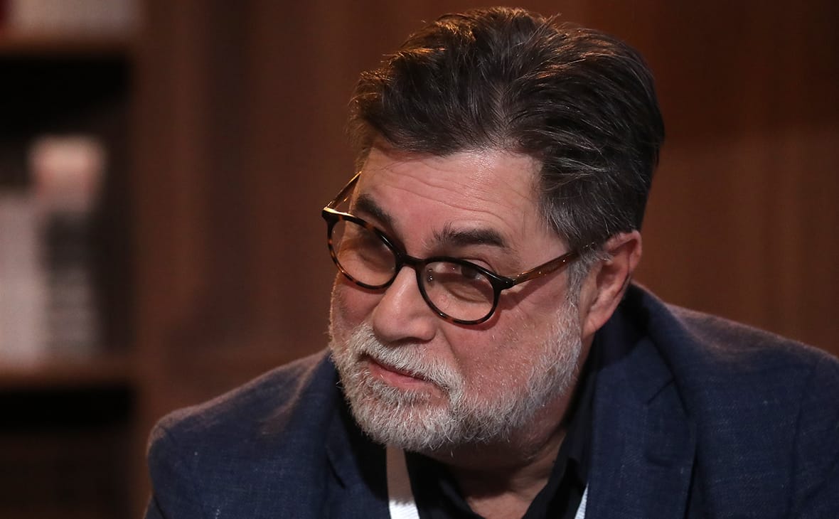 Арестованный ректор «Шанинки» Зуев не всегда может встать с кровати, сообщили в ОНК