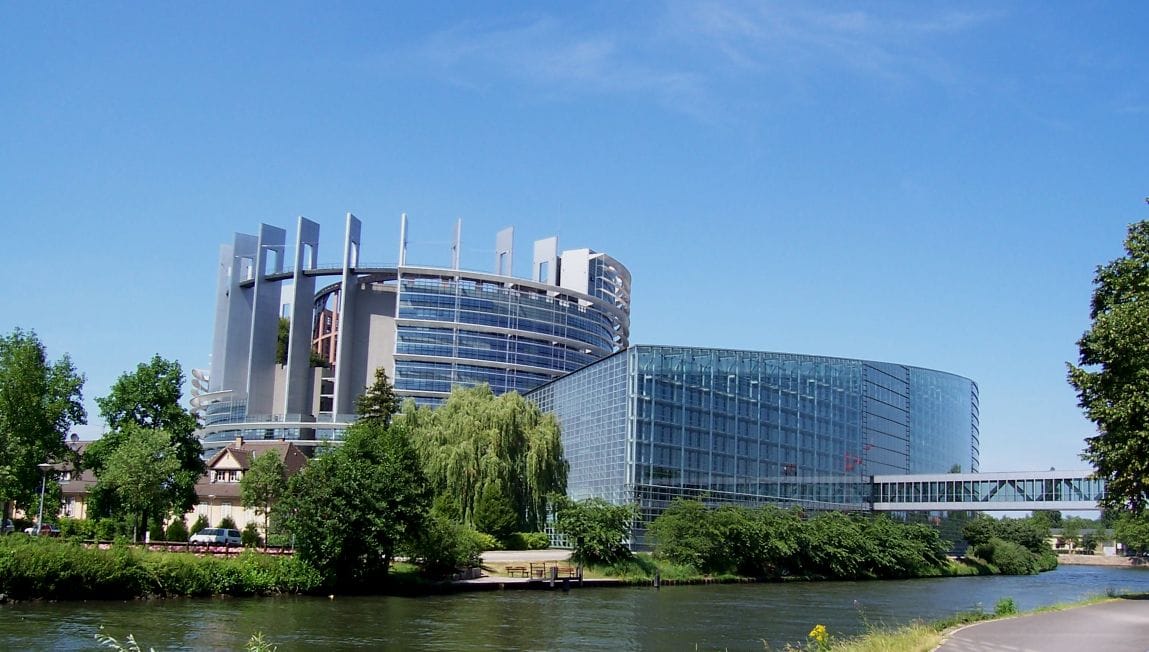 «Первый канал» придумал конференцию в Европарламенте, где критиковали Украину