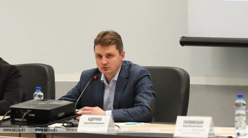 Заместитель директора белорусского госагентства БЕЛТА приговорен к 5 годам колонии за передачу информации оппозиции 