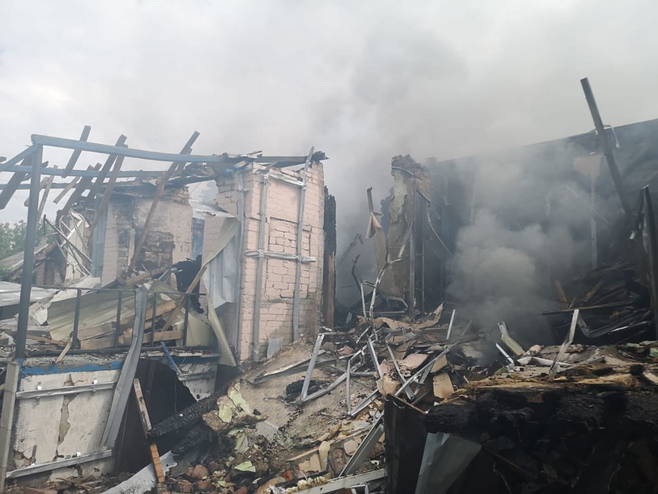 Россия уничтожила еще одно заведение культуры, превратила музыкальную школу в руины — глава Донецкой ОВА