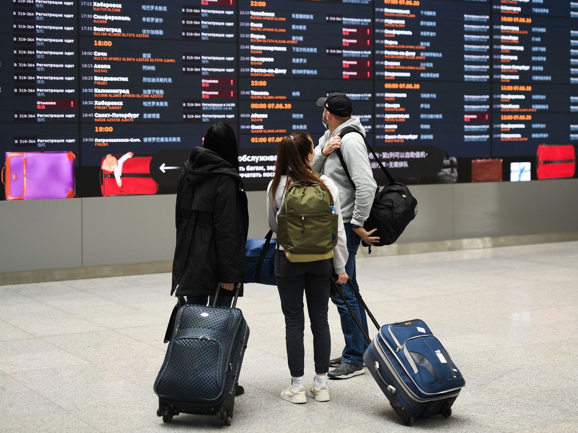 Сезон без отпусков. Как война и санкции подорвали туристические планы россиян