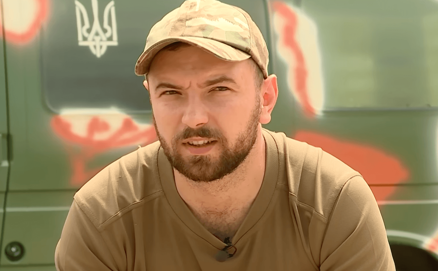 Полк «Азов» временно возглавил Никита Надточий. Ранее его эвакуировали из Мариуполя на вертолете из-за тяжелого ранения