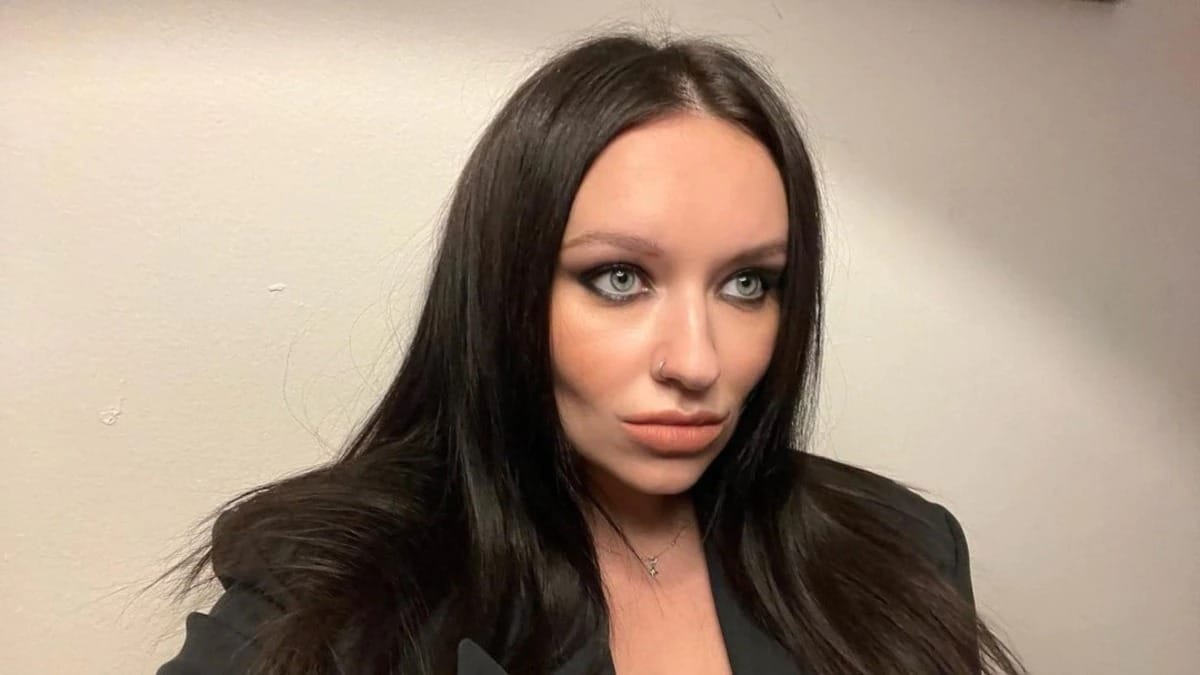 Участница Pussy Riot Ольга Борисова считает, что ее не пустили в Грузию из-за доноса