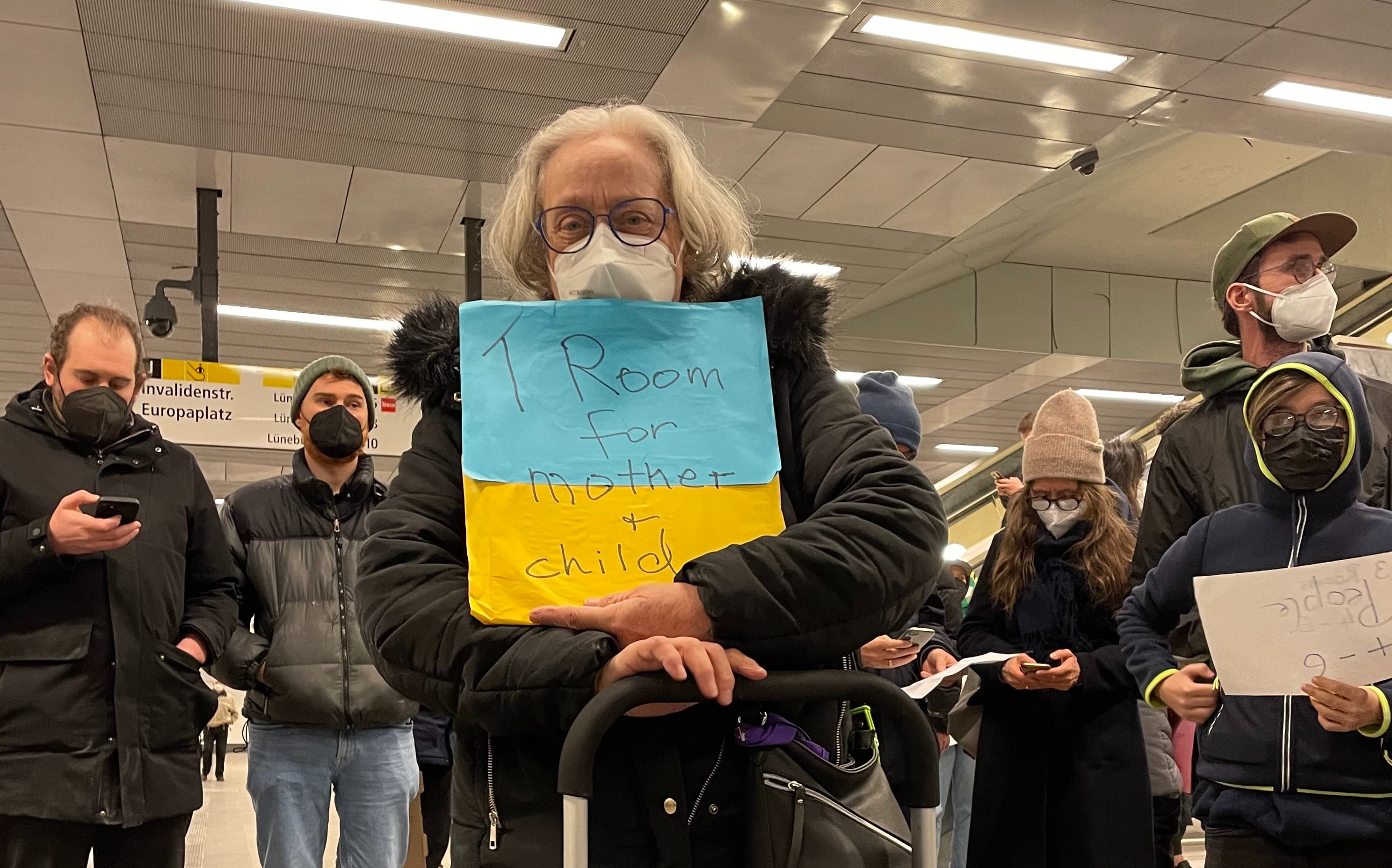 За время войны из Украины в Германию эвакуировались почти миллион человек