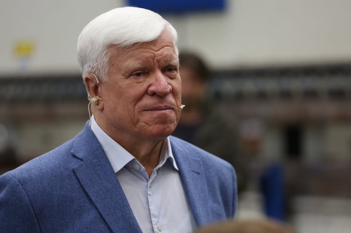 Во время ночного обстрела Николаева погиб крупнейший украинский зерноторговец Алексей Вадатурский и его жена Раиса